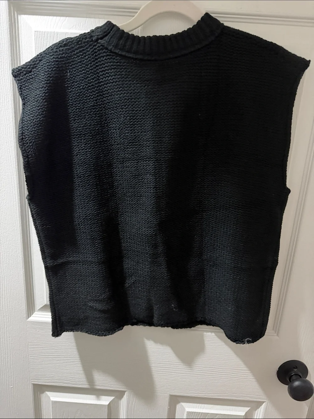NWOT Black Sleeveless Knit Boxy Sweater Vest